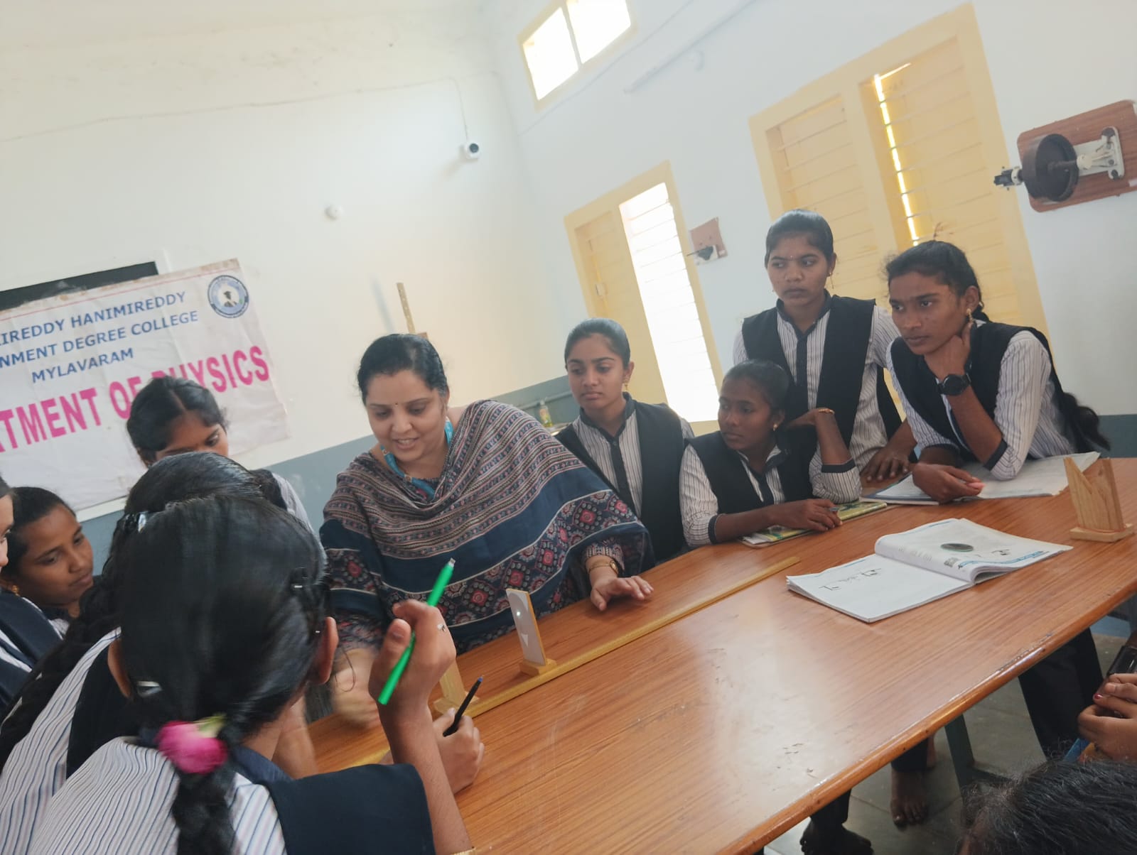 DEPT. OF PHYSICS SCHOOL TO LAB PROGRAMME