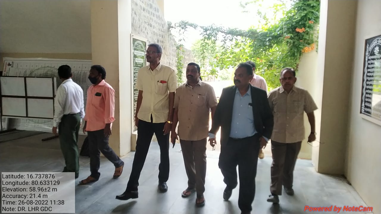 Dr. Lakireddy Hanimireddy Govt. Degree College Mylavaram Respected Sir, ACADEMIC AUDIT CONDUCTED The Academic Advisors appointed by CCE conducted Academic Audit and discussed various areas to improve in during the Exit Meet. Dr. Illa Ravi Princ